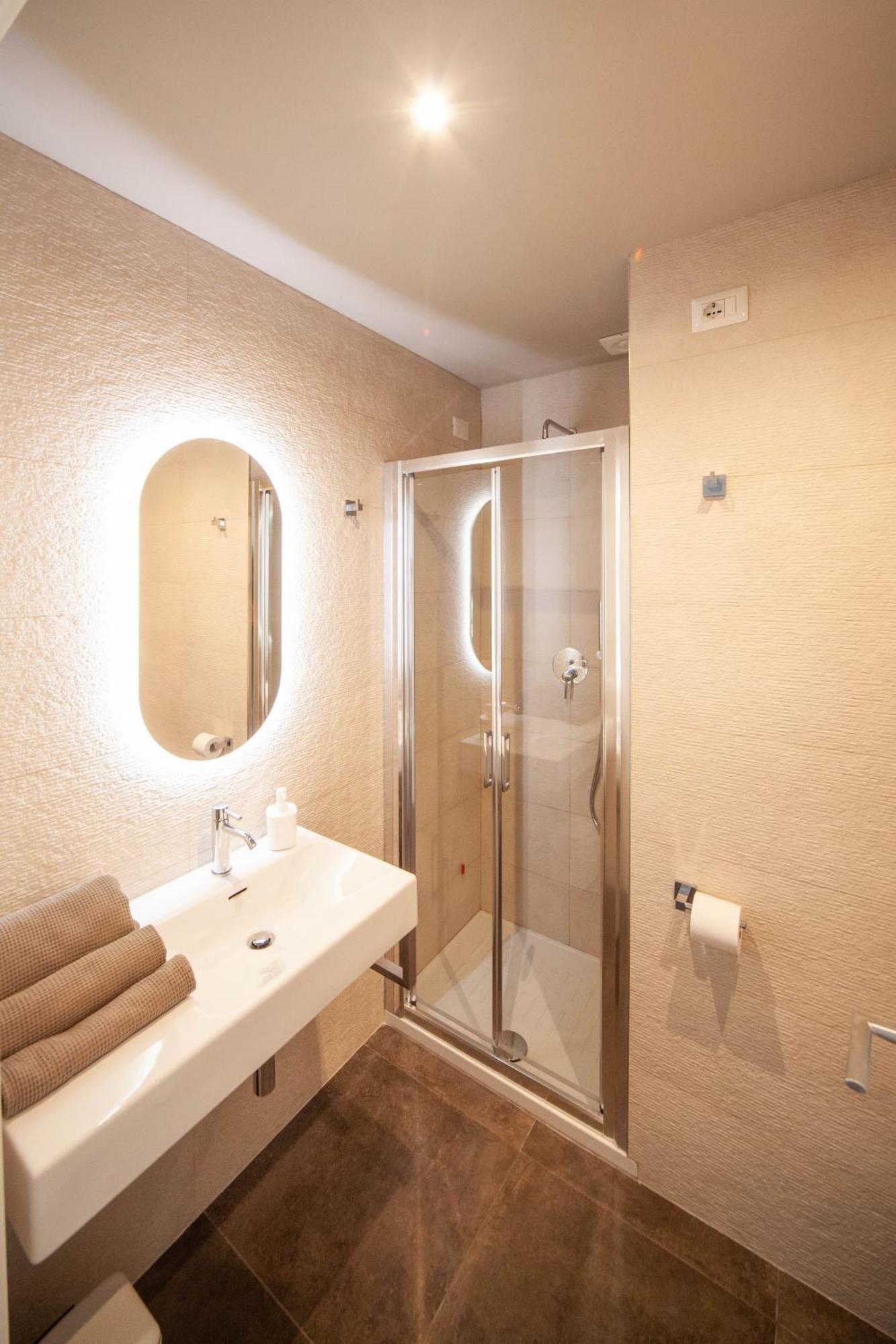 Luxury Apartment With Vatican Views Rome Bagian luar foto
